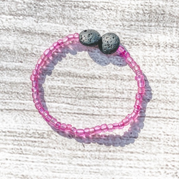 Essential oil diffuser bracelet - Picture 1 of 2